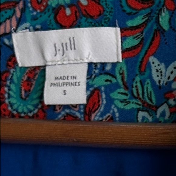 EUC J Jill blue/teal paisley dress. Size Small. Ruffles. Lightweight and flowy - Picture 12 of 12